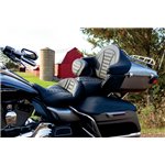 One-Piece Deluxe 2-Up Touring Seat