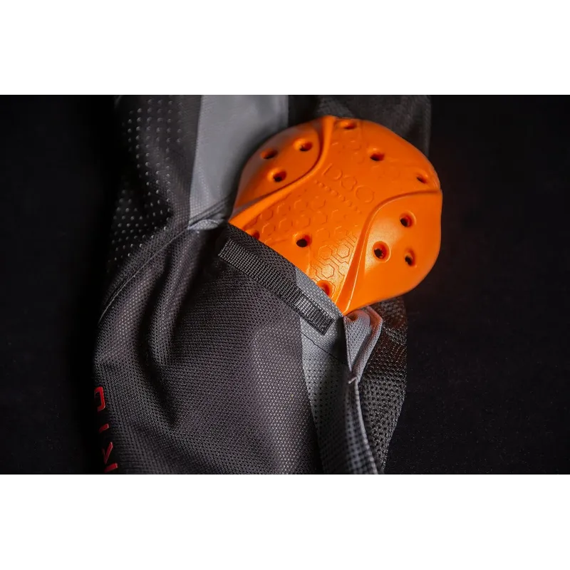 Geaca Icon Hooligan Ultrabolt™